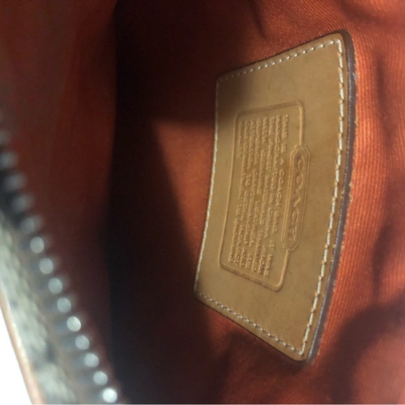 COACH SMALL CANVAS SLING BAG - Picture 7 of 9